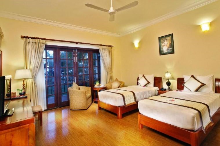 Superior Garden View 